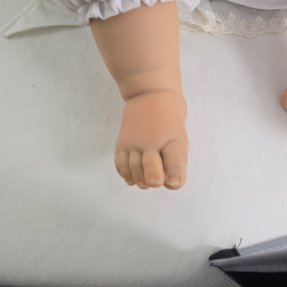 Vintage BERENGUER Reborn Baby Girl Doll 19” Eyelashes Weighted‎ Mohair Blond - Picture 8 of 16